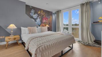 Superior Apartment, Balcony | Iron/ironing board, free WiFi, bed sheets