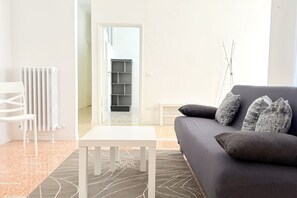 TV - SE184 - Senigallia, comfortable three-room apartment in the historic center (Senigallia)