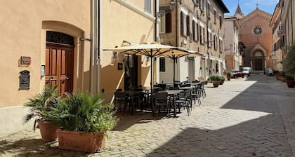 SE184 - Senigallia, comfortable three-room apartment in the historic center