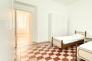 2 bedrooms