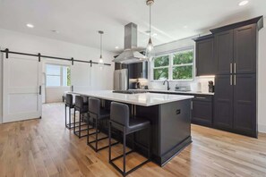Private kitchen - Brand New Build - Luxury Home - King Beds (Charlotte)