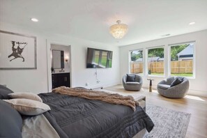 4 bedrooms, WiFi, bed sheets