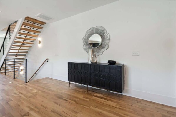 Interior - Brand New Build - Luxury Home - King Beds (Charlotte)