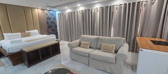 Tlokweng Rose Garden Guesthouse