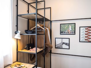Rideaux occultants, chambres insonorisées, Wi-Fi gratuit, draps fournis