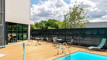 Piscina stagionale all'aperto