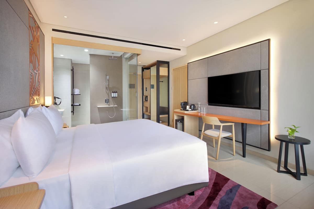 Privilege, Room, 2 Twin Beds | Desk, laptop workspace, soundproofing, rollaway beds (surcharge)