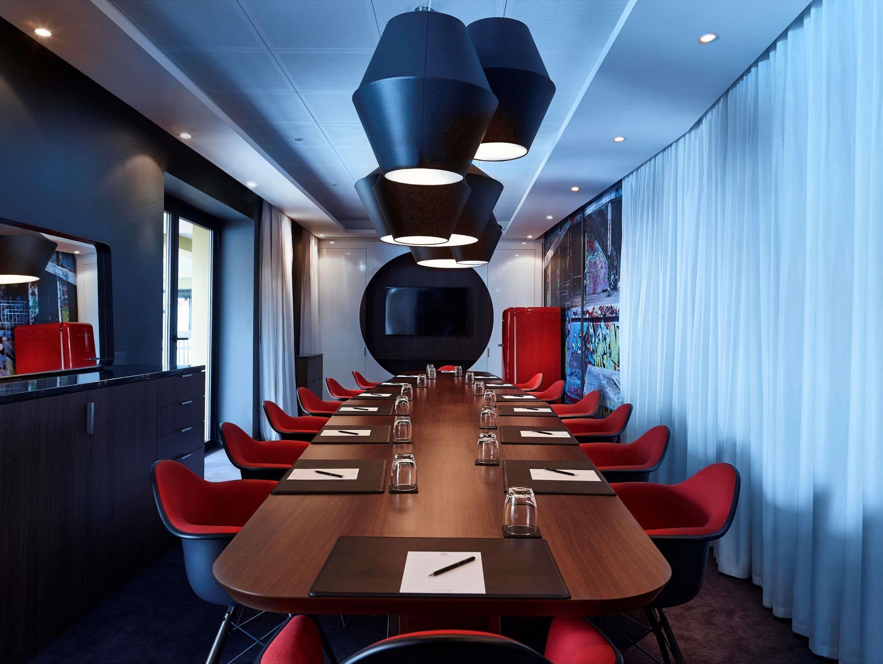 Meeting facility