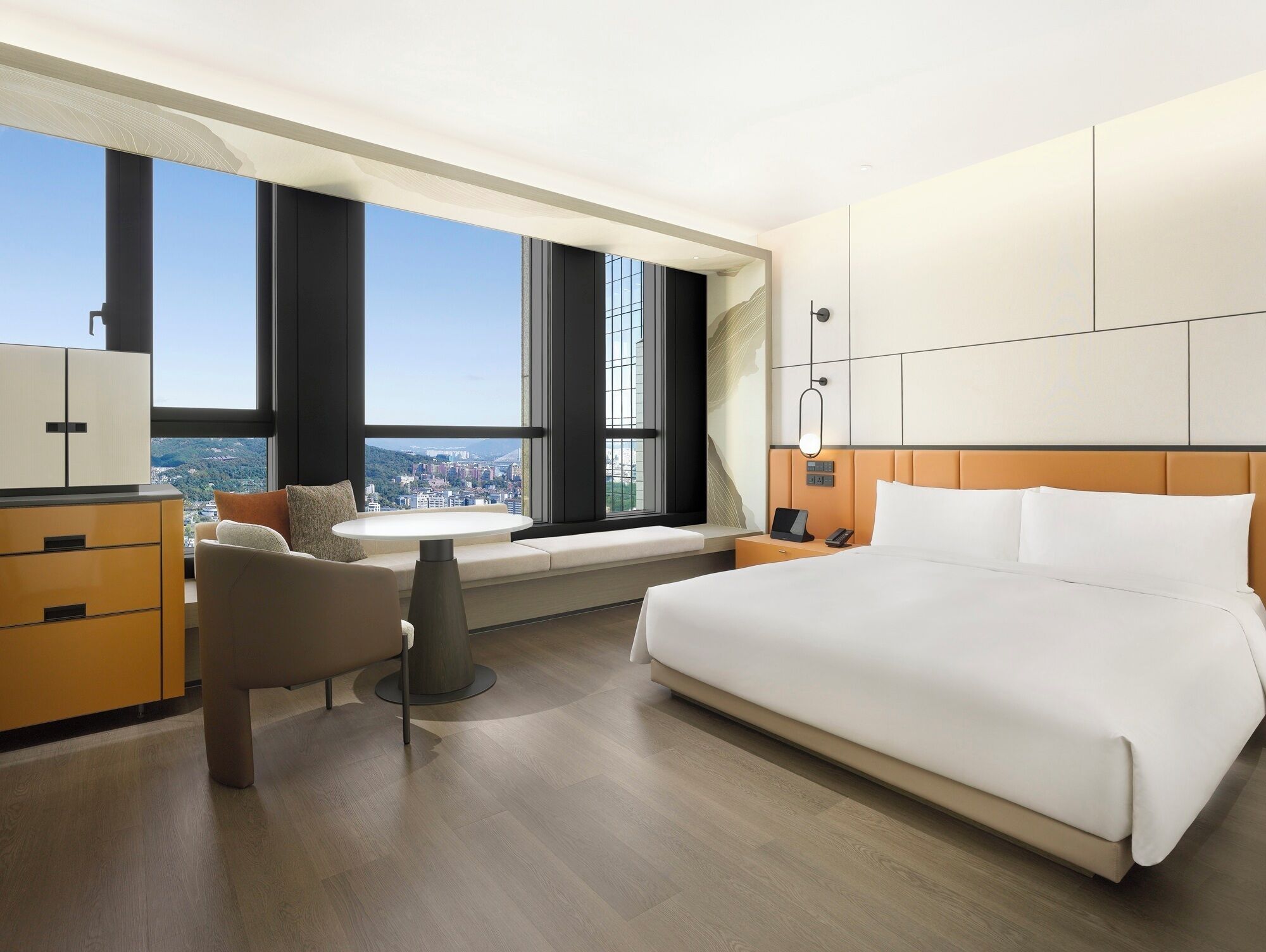 Deluxe Room for Disabled Guest Room, 1 King Bed | Minibar, in-room safe, laptop workspace, blackout drapes