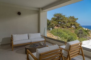 Villa | 6 bedrooms - Luxurious Villa Selestine - With Private Pool (Mylopotamos)