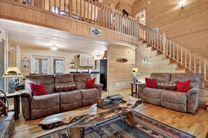Smart TV, fireplace, DVD player, table football - Brother Cubs Cabin - Ellijay Mountain Views with Hot Tub, Game Room, and WiFi (Ellijay)