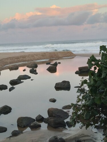 Tranquil Beach House in Southbroom Are, Marina Beach, With Stunning Lagoon Views