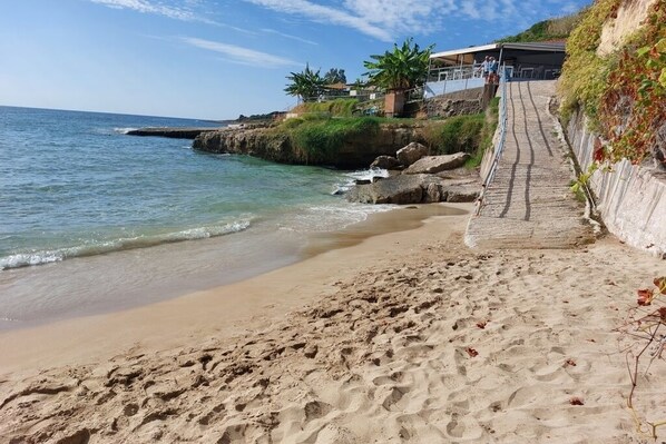 Sun loungers, beach towels