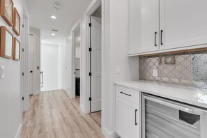 ハウス ベッド (複数台) (Gulfside Retreat) | 内装