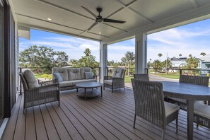 Nhà, nhiều giường (Gulfside Retreat) | Khu ẩm thực ngoài trời