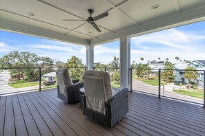 ハウス ベッド (複数台) (Gulfside Retreat) | テラス / パティオ