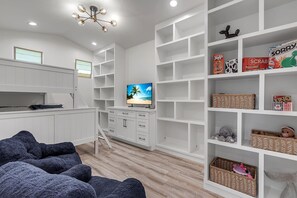 하우스, 침대(여러 개) (Gulfside Retreat) | 어린이 공간