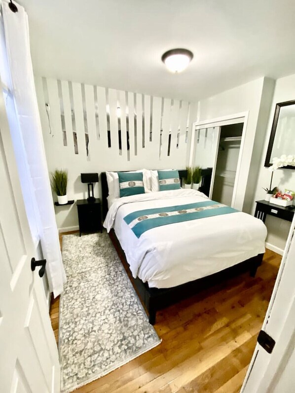 1 dormitorio, escritorio, tabla de planchar con plancha y wifi gratis