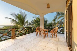 Studio, Beach View | Terrace/patio