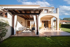 Terrace/patio - Peaceful Family Vacation Home - Giardino Verde (Sveta Marija na Krasu)