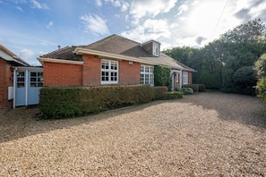 Exterior - Little Forelands (Bembridge)