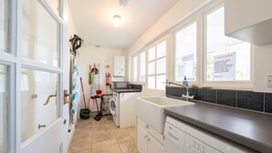 Interior - Little Forelands (Bembridge)