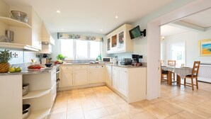 Private kitchen - Little Forelands (Bembridge)