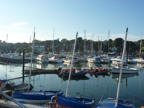 Marina/club náutico