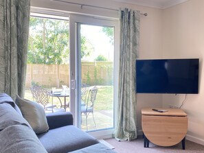 LCD TV - Birdham Two (Bembridge)