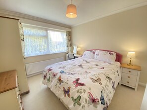 3 室のベッドルーム、ベッドシーツ