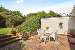 Outdoor dining - Beachfield (Bembridge)