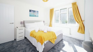 Room - Gurnard At The Aqua (Shanklin)