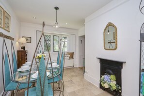 Dining - Church House (Ventnor)