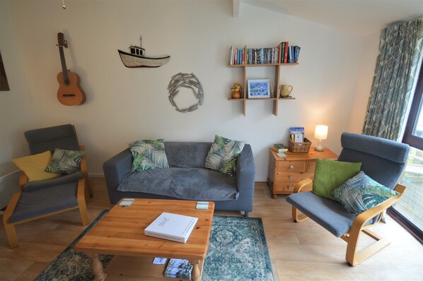 LCD TV - Villa 23 (Ryde)