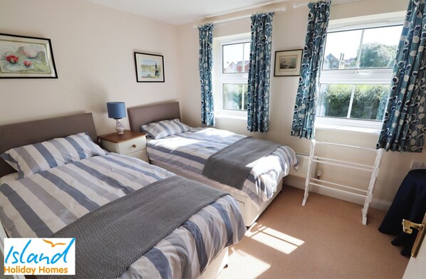 Cottage | Interior - 28 Anchorage Way (East Cowes)
