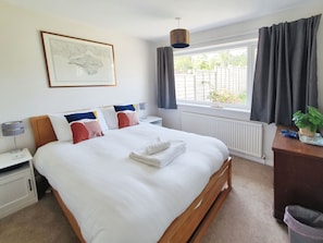 3 bilik tidur, cadar katil