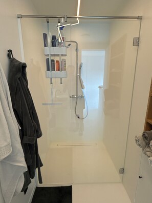 Towels, toilet paper