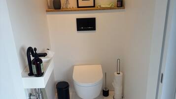 Towels, toilet paper