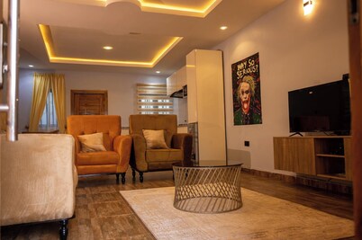 Nomsy Luxury Service Apartments