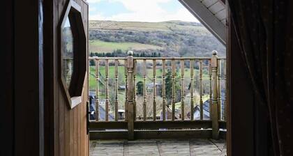 Pieni koti-Vuoristonäkymä-Oma kylpyhuone