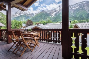 Outdoor dining - Spacious duplex with terrace in Les Houches (Les Houches)
