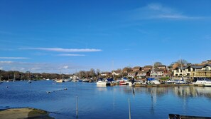 Marina - Sandown on The Creek (Ryde)