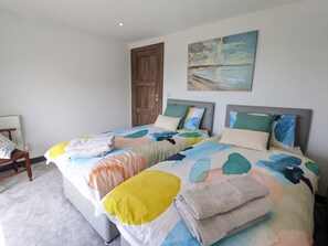 3 多间卧室、床单