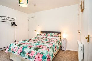 1 غرفة نوم وملاءات أسرّة