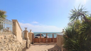 Unclassified image, 2 of 38, button - Villa Amanti Apartment (Ventnor)
