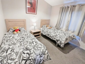 Mökki | 2 makuuhuonetta, vuodevaatteet