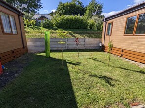 Property grounds - Mollys Lodge (Ryde)