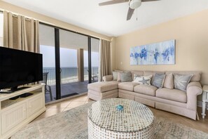 公寓客房, 多張床 (Bluewater 901) | 客廳