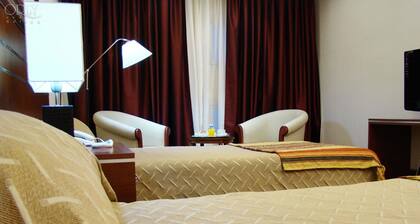 Orly Hotel