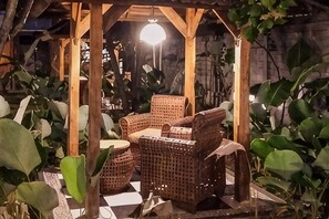 Unclassified image, 5 of 12, button - Sanur Lodge (Bali)